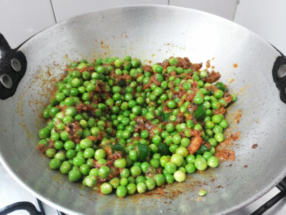 Add chili powder, turmeric powder, salt and coriander powder