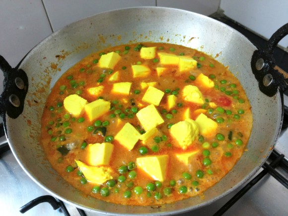 Fresh Mutter (peas) paneer (cottage cheese)