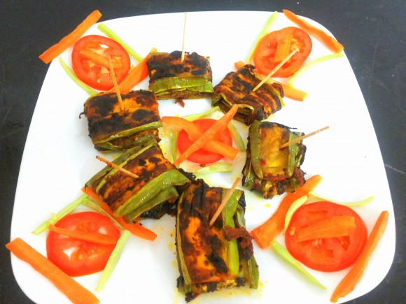 Baigan bhaja (Fried brinjal)