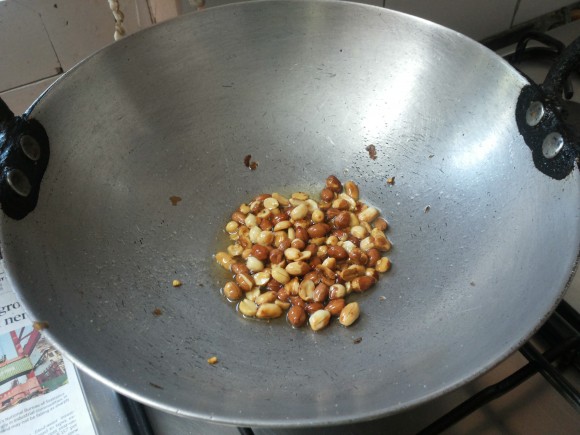 Fry groundnut for 3-5 minutes