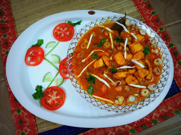 Paneer Makhane (fox nut) ki sabzi