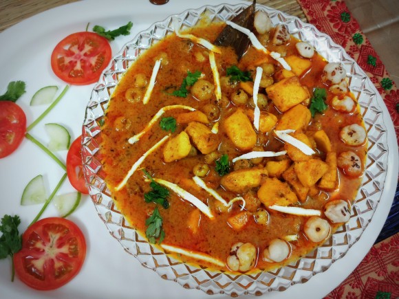 Paneer Makhane (fox nut) ki sabzi