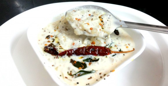 Ash gourd (winter melon) raita (poosani kai thayir pachadi)