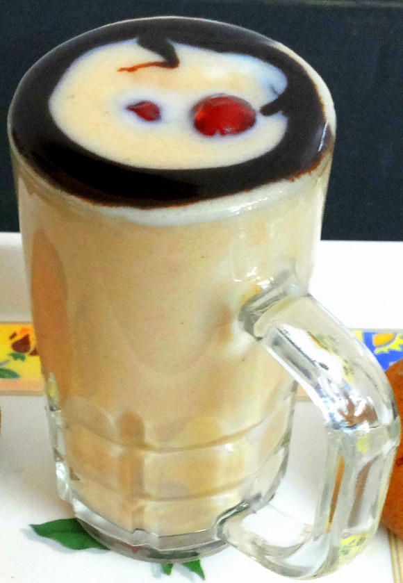 Cheekoo (sapodilla) milk shake