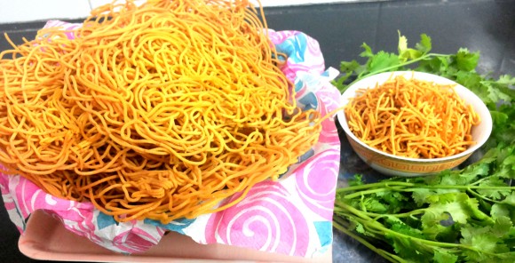 Besan (chick pea flour) ka sev (bhujia)