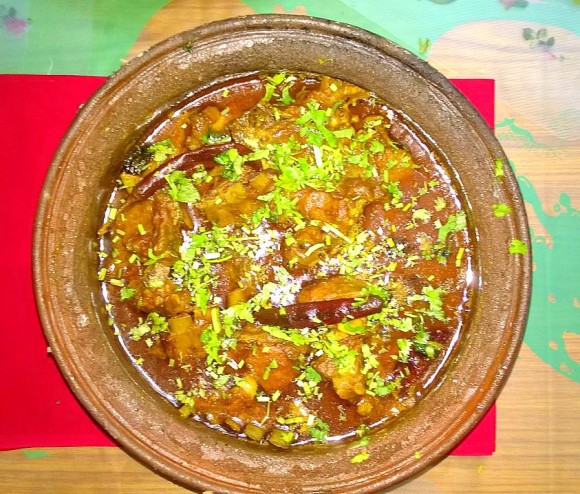 Deshi Chula, earthen pot mutton stew