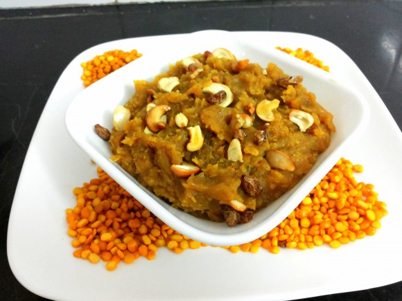 Chana dal halwa (split gram porridge)