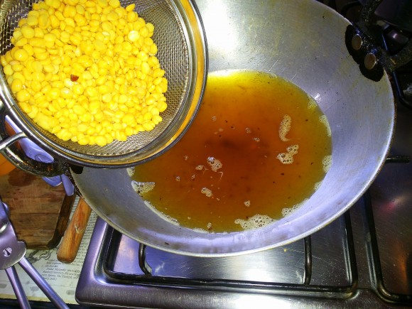 deep frying chana dal