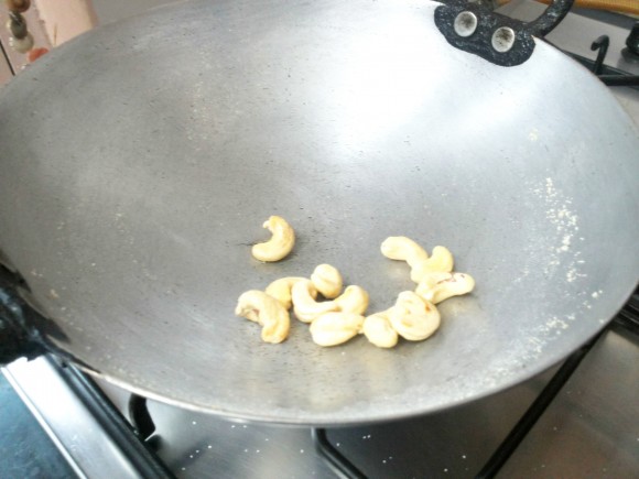 roast cashew nut