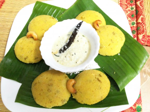 Rava/Sooji (semolina) idli (south Indian dish)