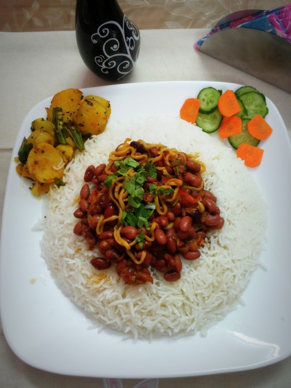 Fresh green Rajma (Red beans) with noodles