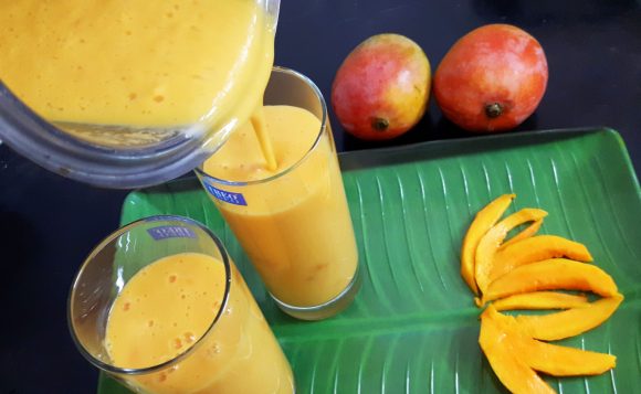 Sweet mango lassi (sweet mango yogurt drink)