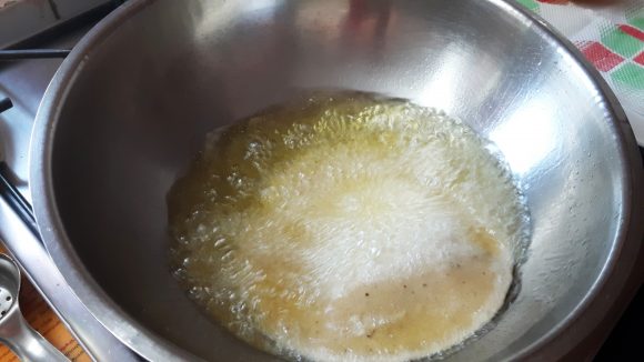 Deep fry the poori 