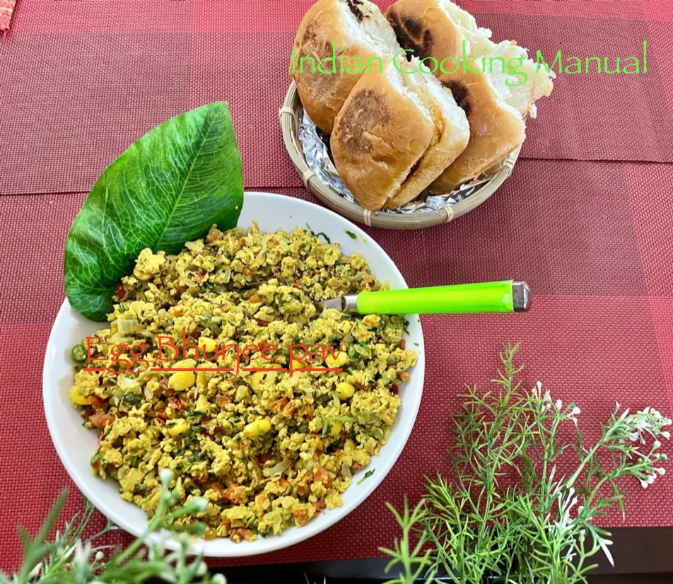 Egg Bhurji/Scrambled eggs(Akuri/Akoori) Pav/Laadi Pav