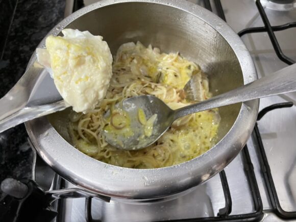 add fresh cream (malai)