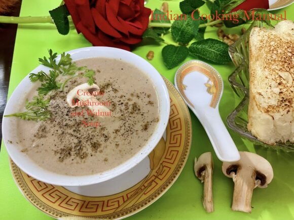 Creamy Mushroom and Walnut Soup