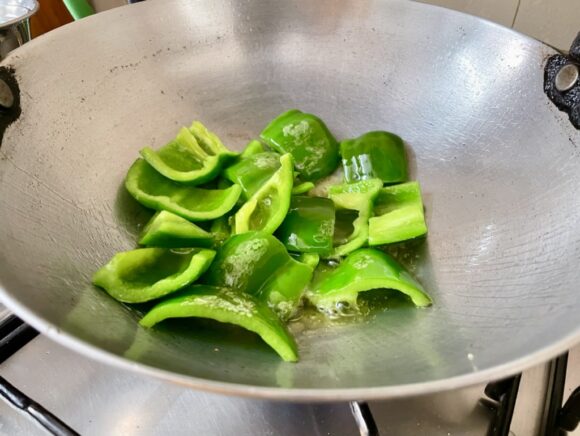 add capsicum, fry on high flame 