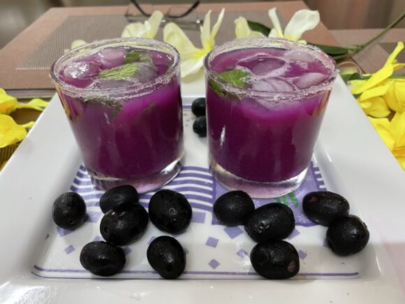 Jamun/ Java Fruit (Indian Blackberry) Juice (Kala Khatta)