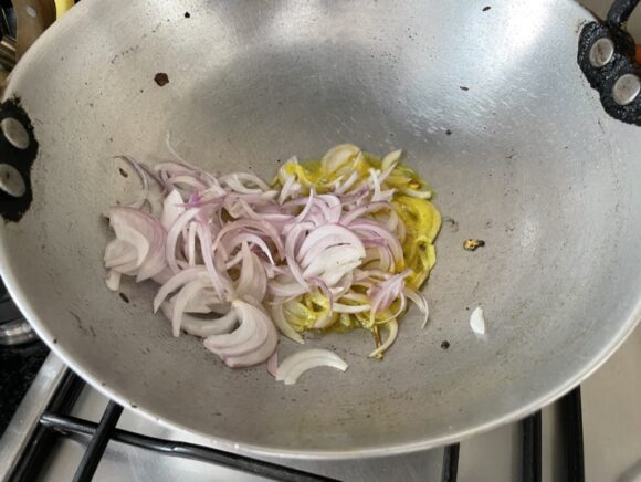 add onion,