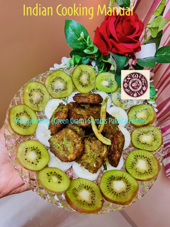 Mung/Moong(Green Gram)Sprouts Pakoda/Fritters